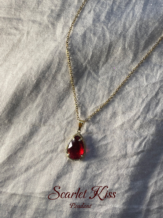 Scarlet Kiss Pendant