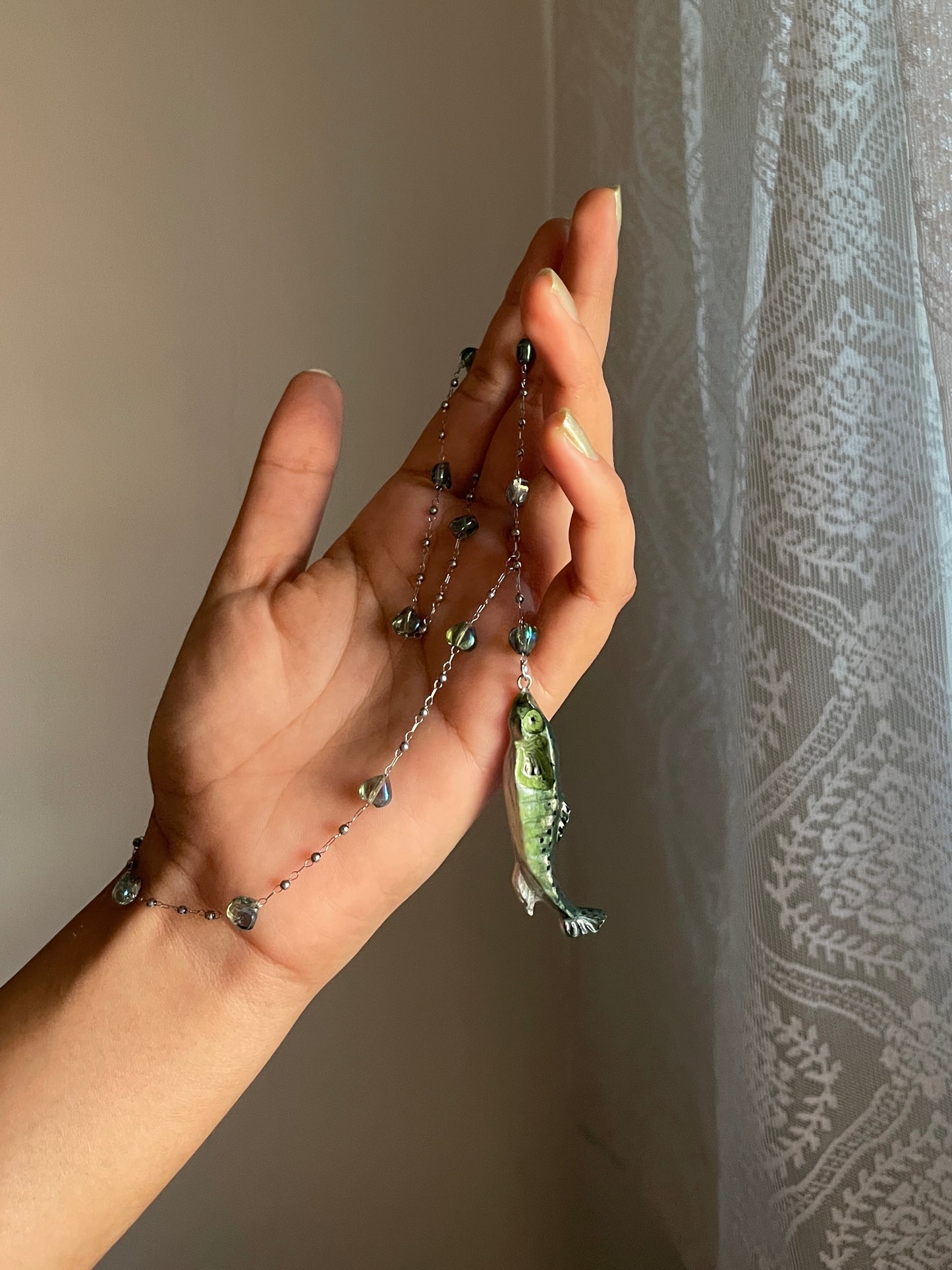 Bubbly Moss Necklace